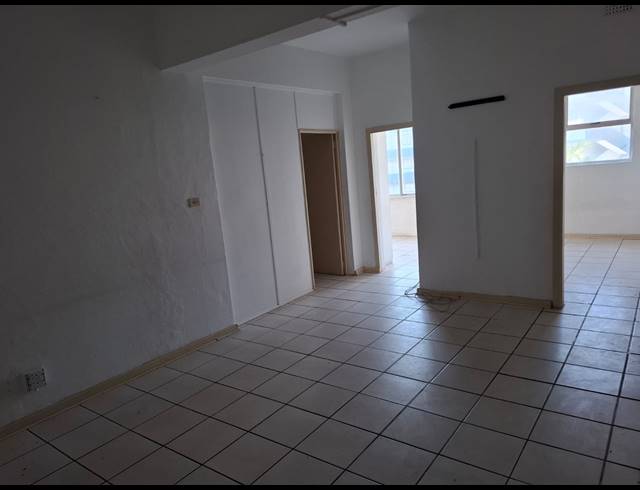 3 BEDROOM APARTMENT FOR SALE IN BEACON ROCKS